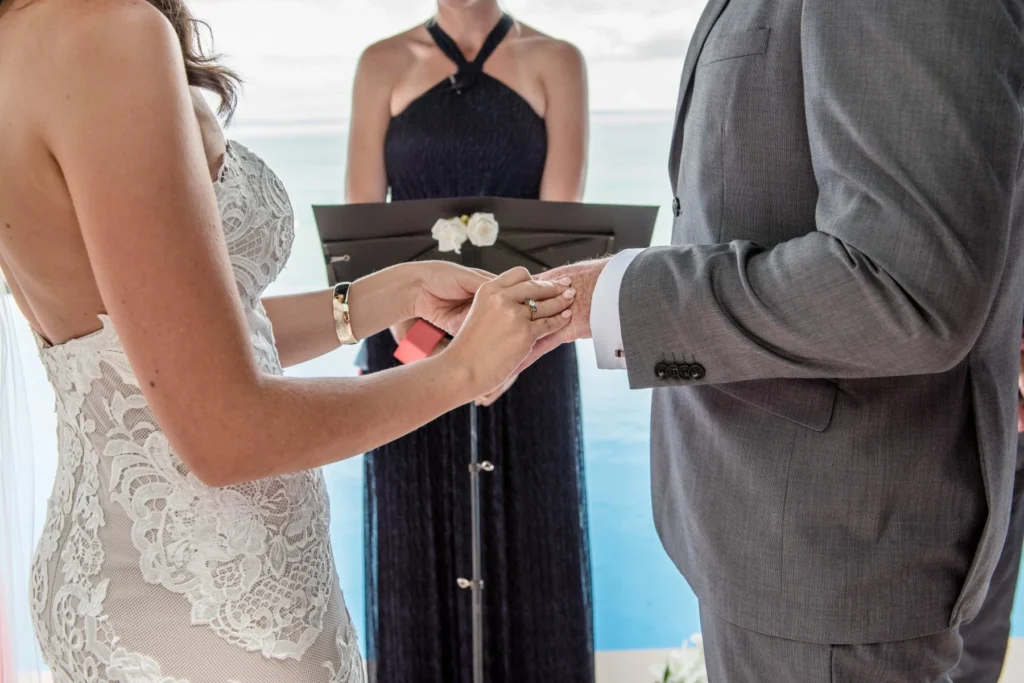 Wedding Officiant Cost in Florida 2025