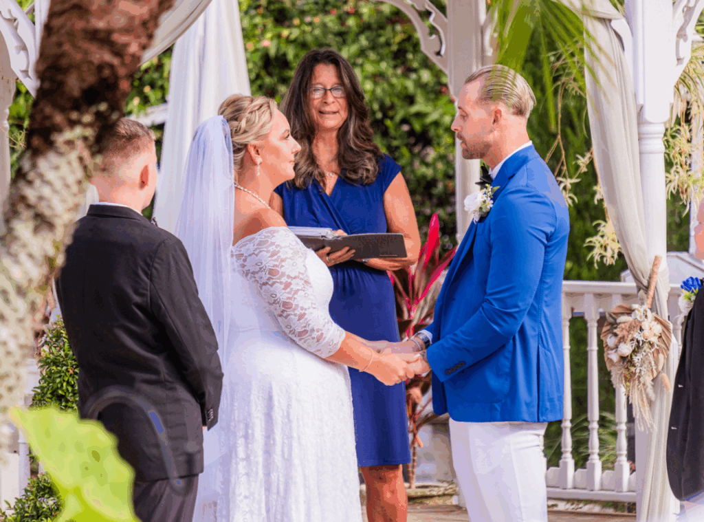 Hiring Professional Ceremony Officiants in Florida 