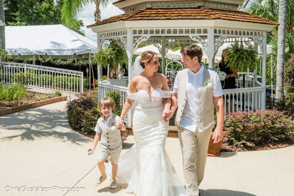 Three Generations of Love at The Little Wedding Chapel | Terence & Toni